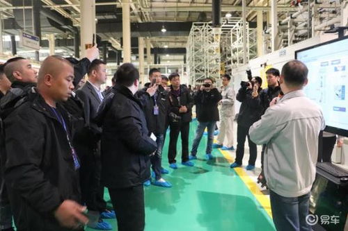 豪送11臺(tái)發(fā)動(dòng)機(jī) 解放動(dòng)力智能工廠憑實(shí)力圈粉環(huán)保工程